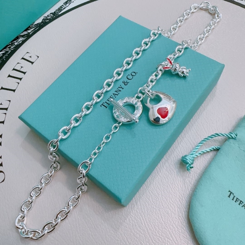 T*f*ny necklaces